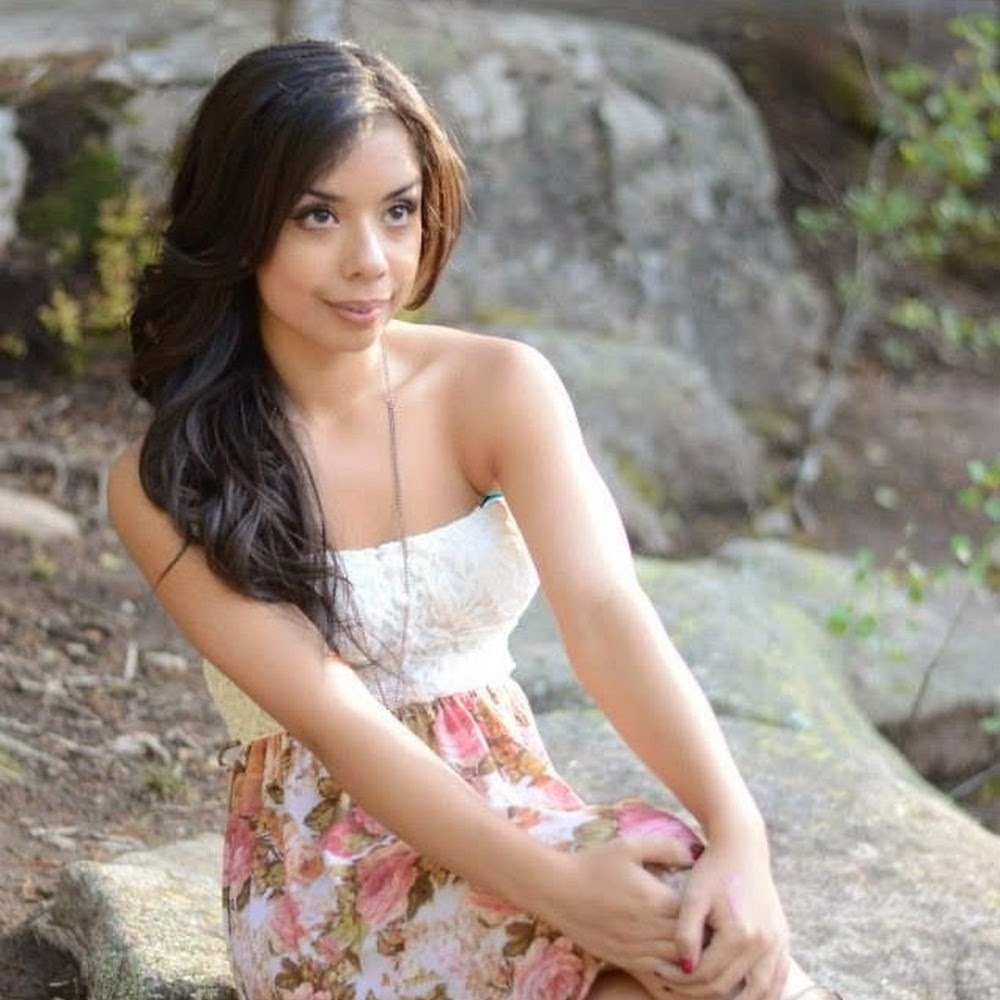 Meet your Posher, Estefani